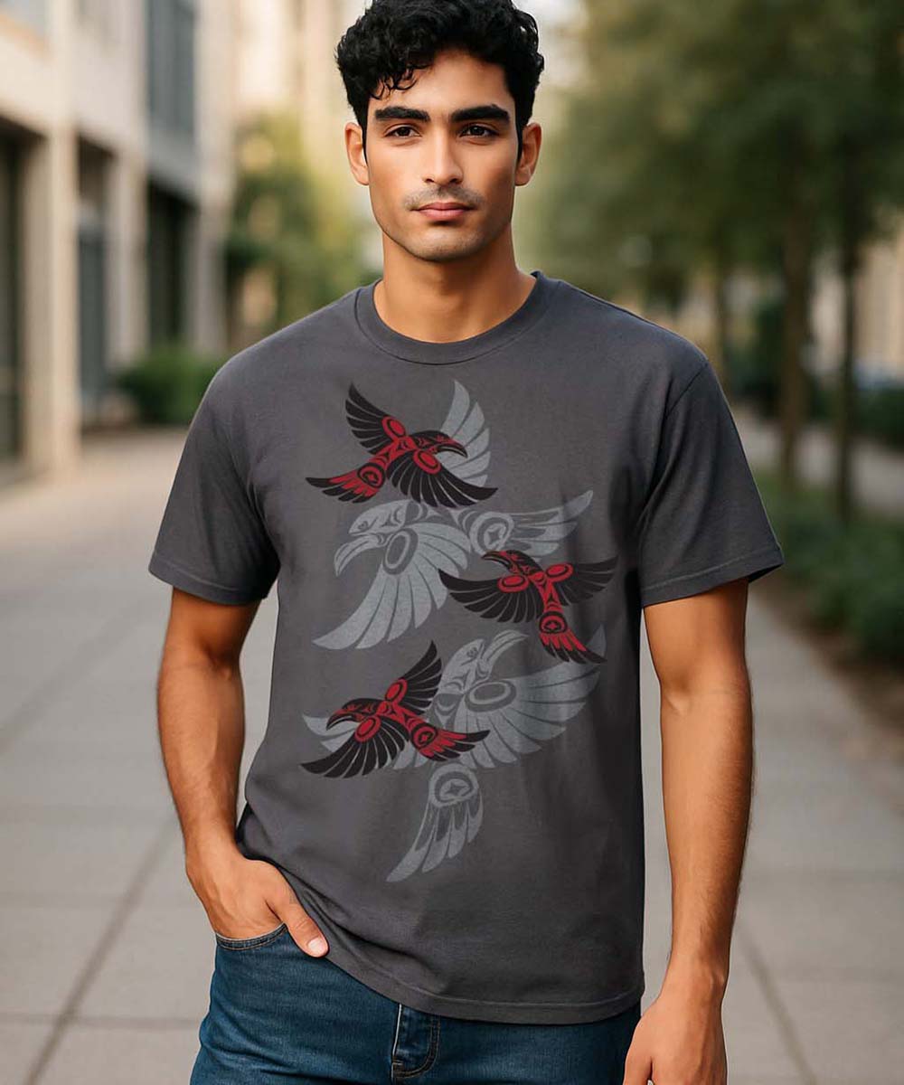 T-Shirt Corbeau, Coast Salish par Simone Diamond - Boutique Equinoxe