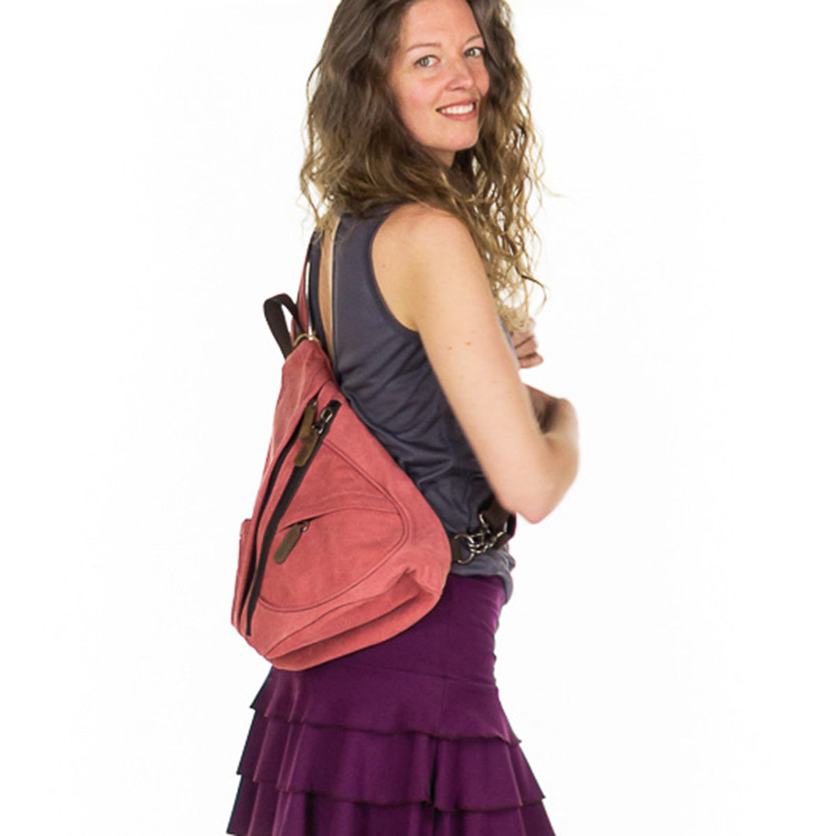 Sac à bandoulière "sling bag" en canevas de coton et cuir