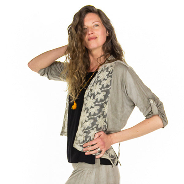 Veste dentelle en bambou et coton.