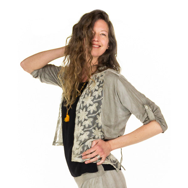 Veste dentelle en bambou et coton.
