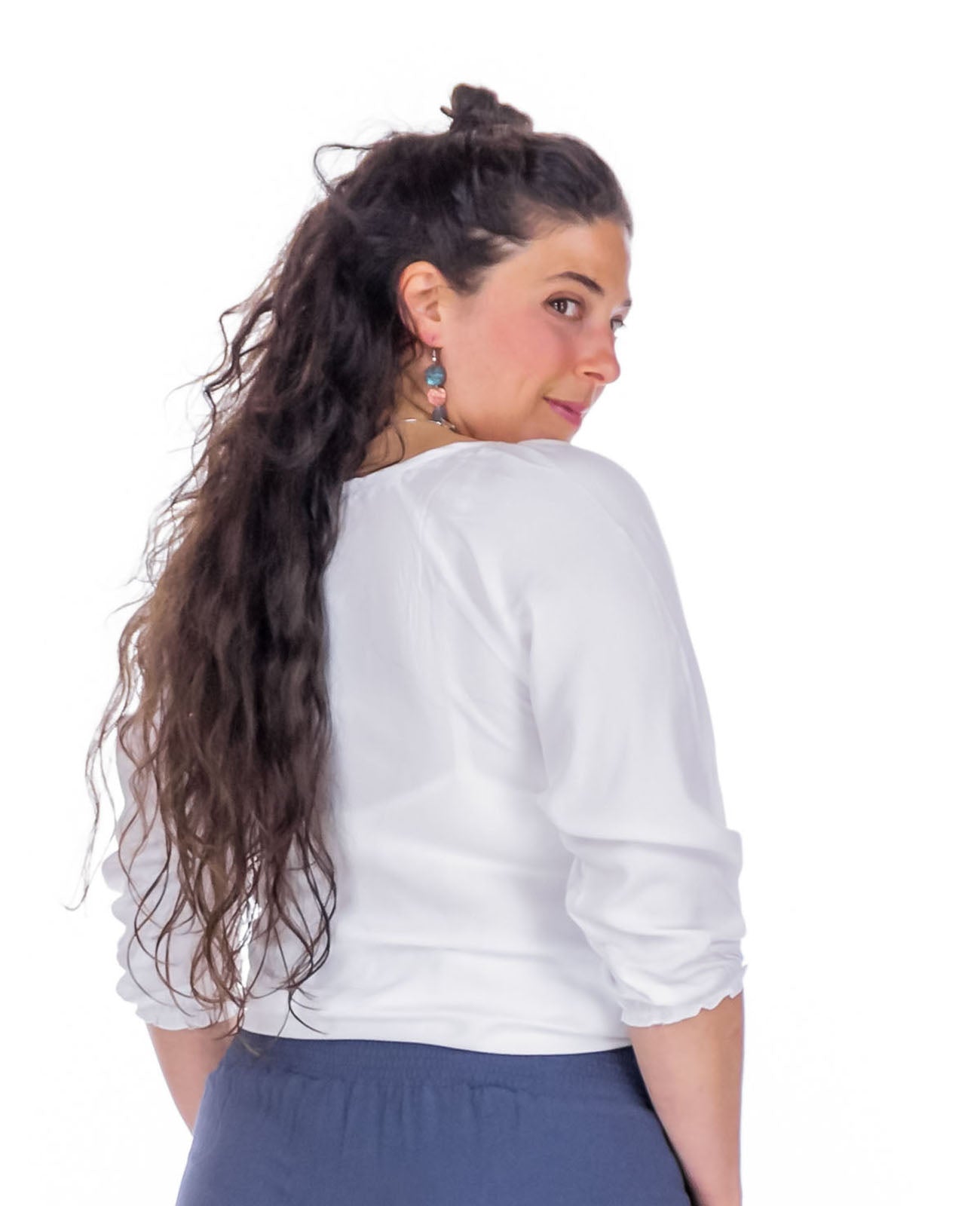 Blouse brodée à manche 3/4.