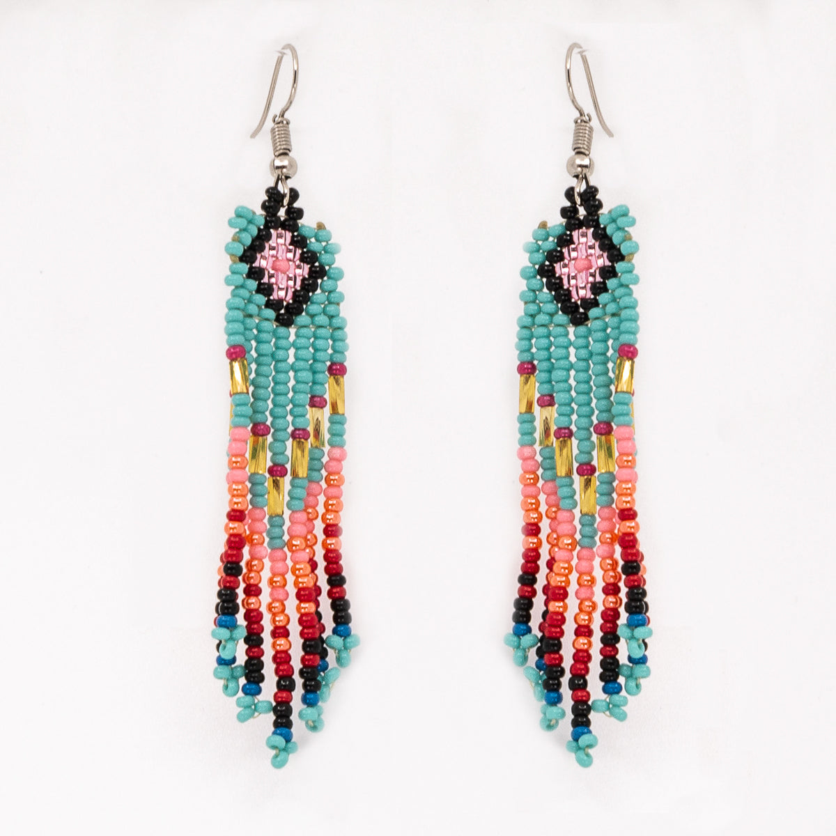 Petites Boucles d'oreille perlées.