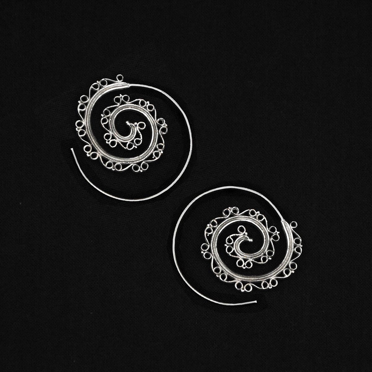 Boucle d'oreille boho spirale - Boutique Equinoxe