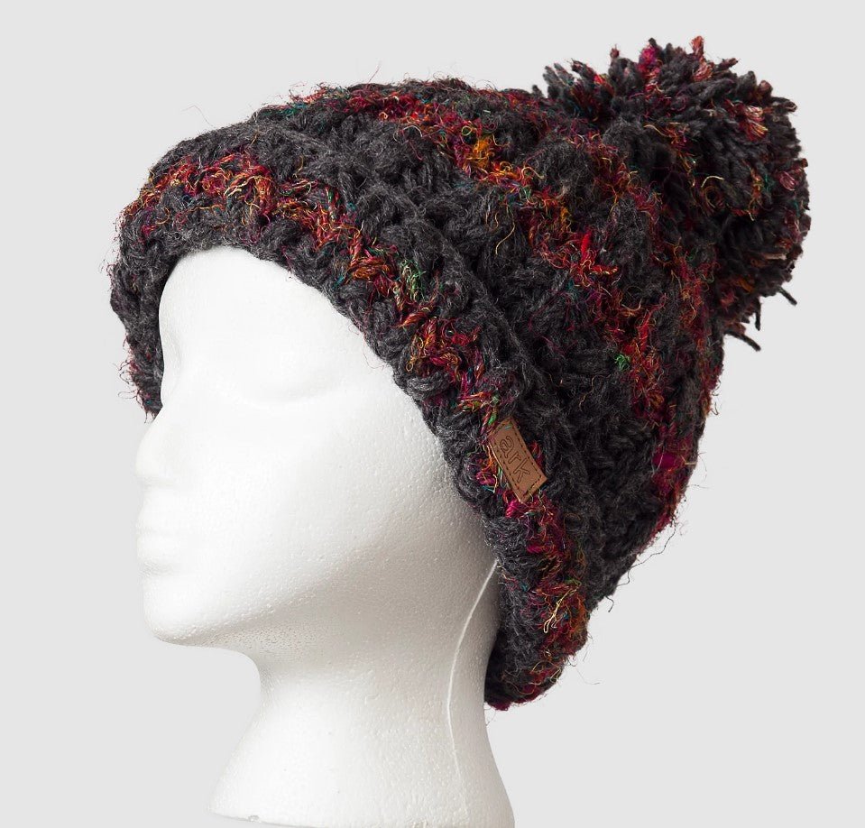 Tuque en laine à pompon avec soie recyclée - Boutique Equinoxe