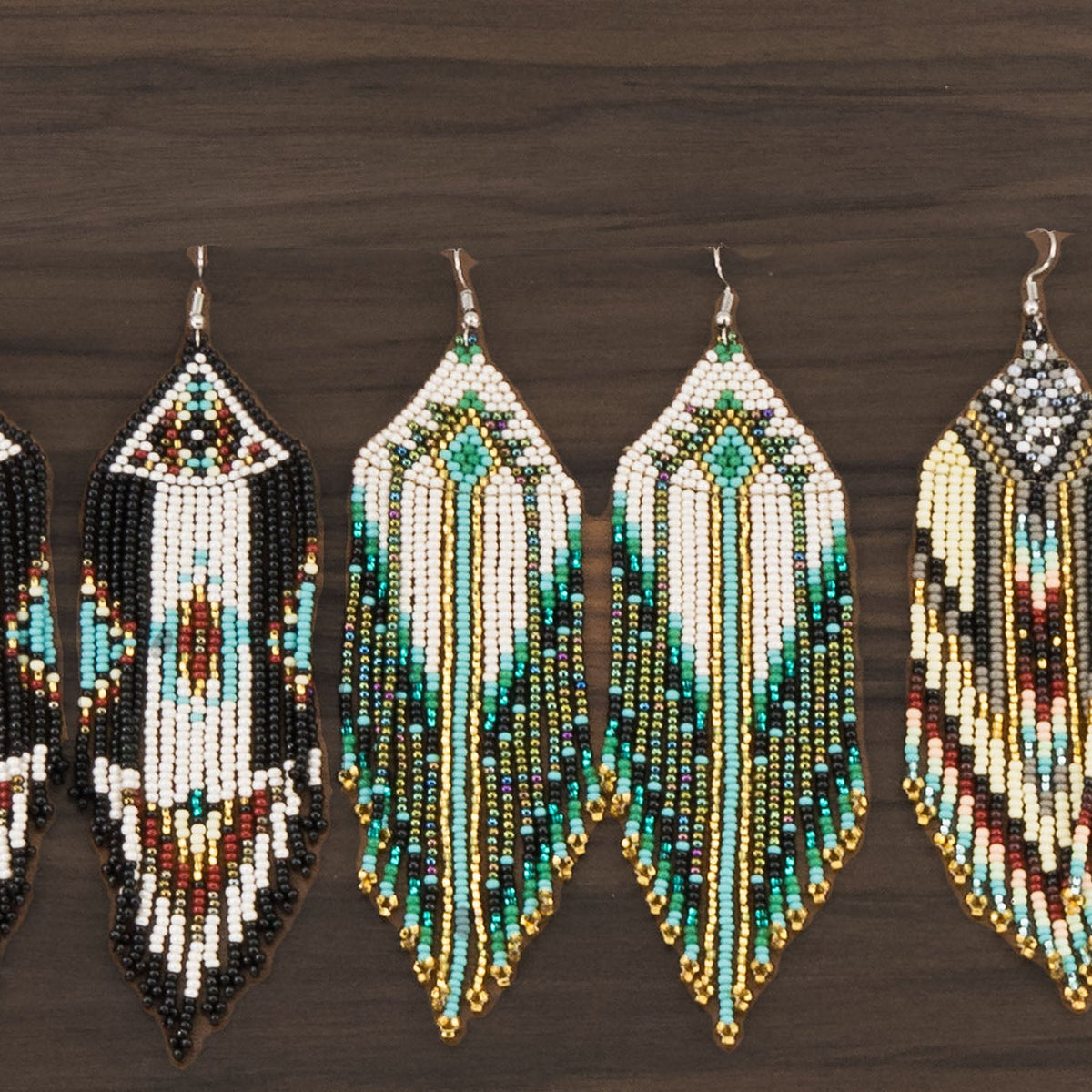Boucles D'Oreilles Pendantes Ethniques En Perle Rectangle | Motifs Totem Marron/Beige | Alliage | Neuf