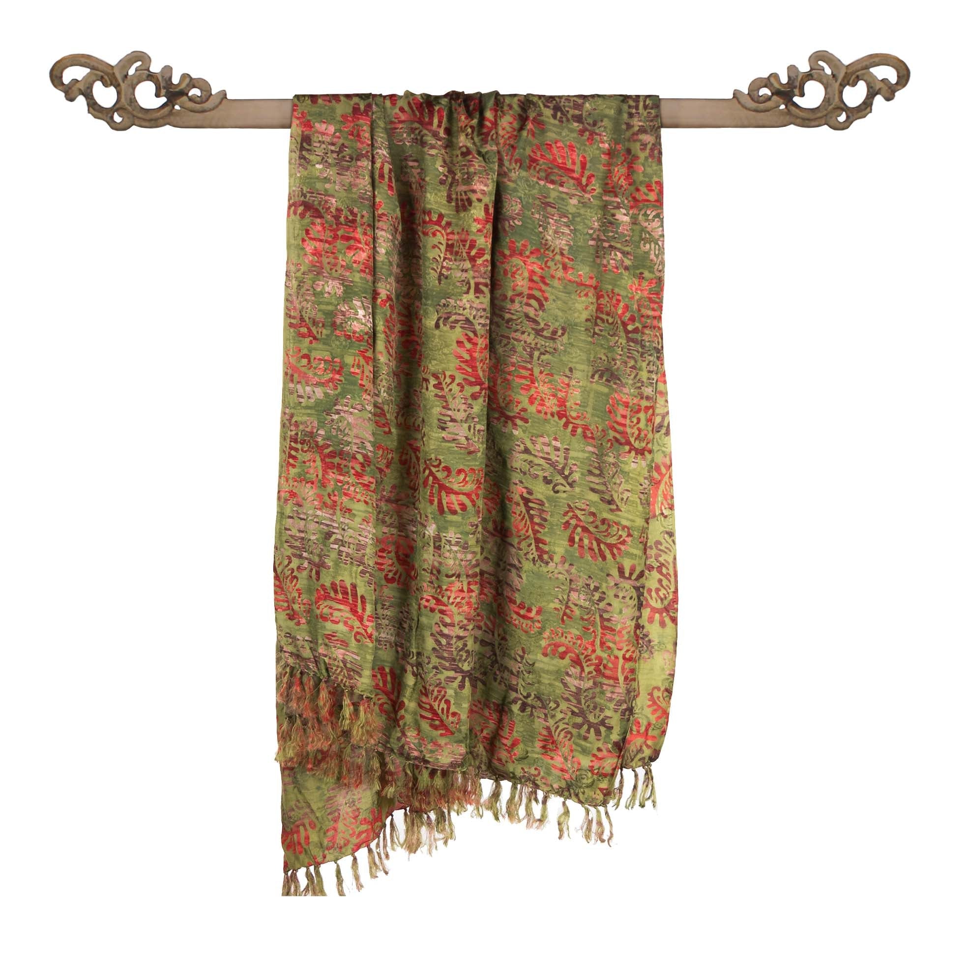Paréo vert et rouille en batik - Boutique Equinoxe