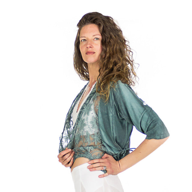 Veste dentelle en bambou et coton.